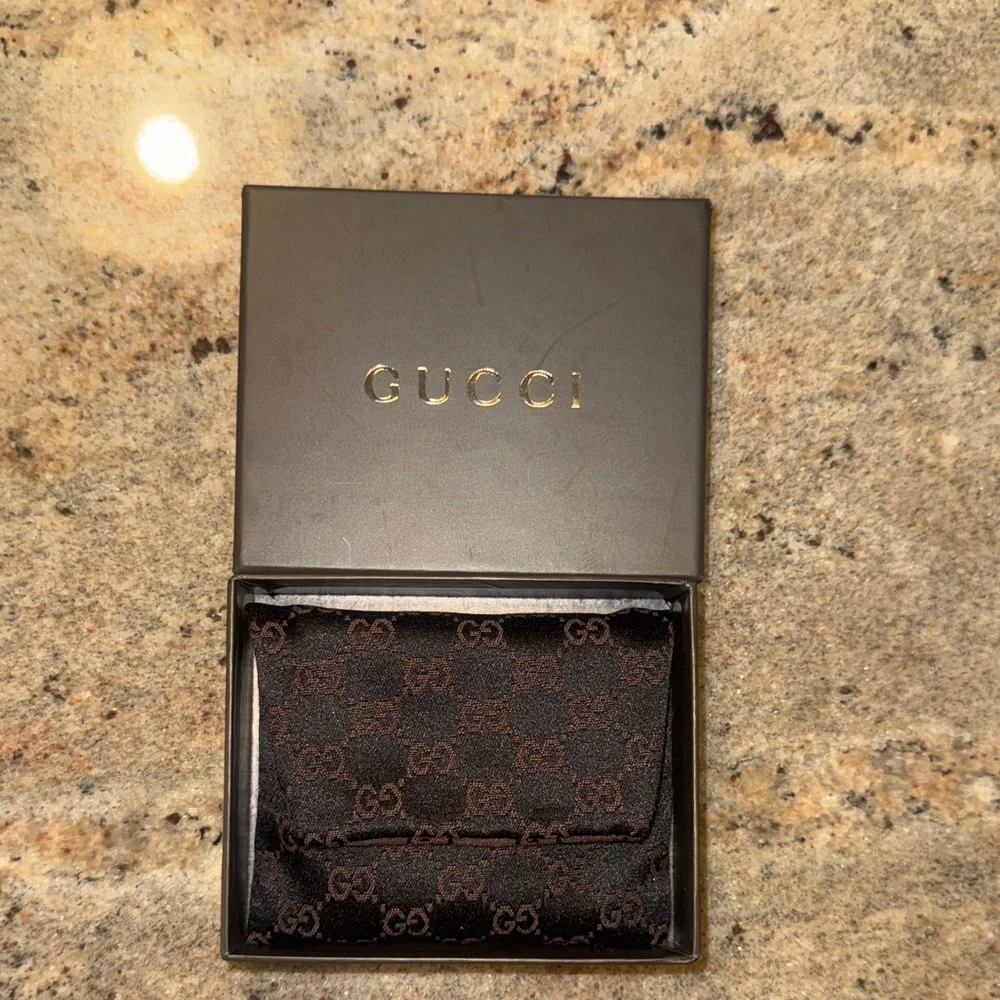 Authentic Engraved Gucci Money Clip in Silver